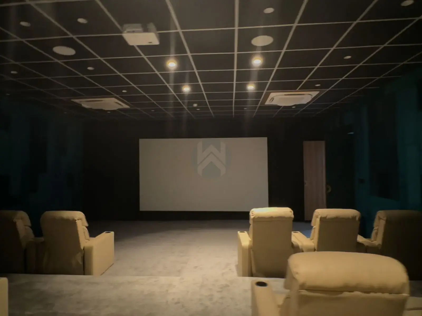 Greenbay The Monarque